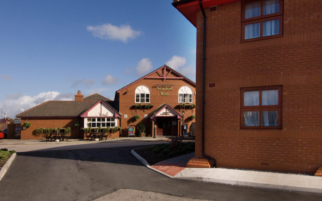 Premier Inn Blackpool - Beach