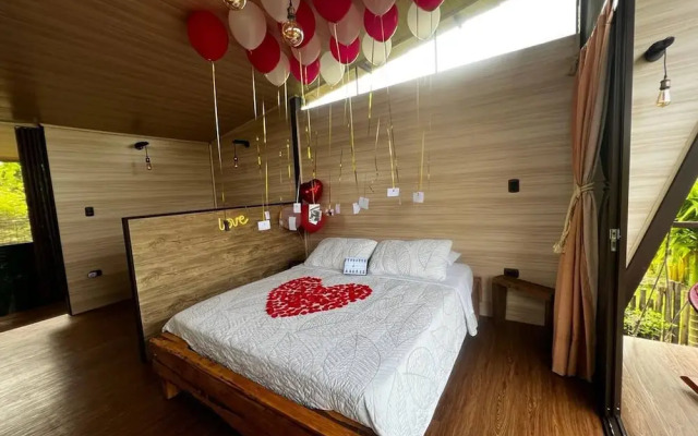 Luxury Glamping in Ruztico