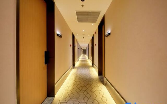 Zsmart Smart Hotel (Shanghai Jinhui Longhu Tianjie Branch)