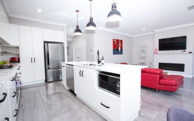 Best Central Wagga Townhouse