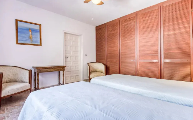 Apartment in Roses Near Canyelles Beach