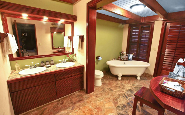 Hidden Valley Wilderness Lodge