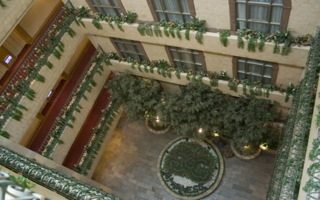 Highness Hotel
