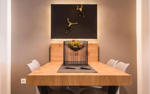 Acropolis Luxury Living