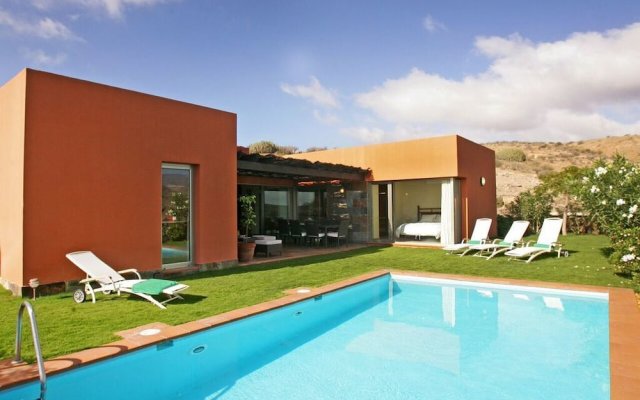 Villa in San B. de Tirajana, Gran Canaria 102857 by MO Rentals