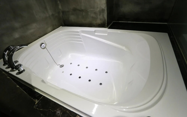 Yeongdeungpo New Silla