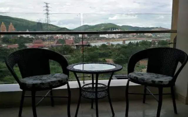 Yilanna Holiday Hotel