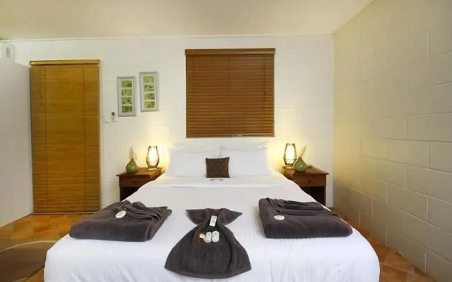 Mapleton Cabins & Caravan Park