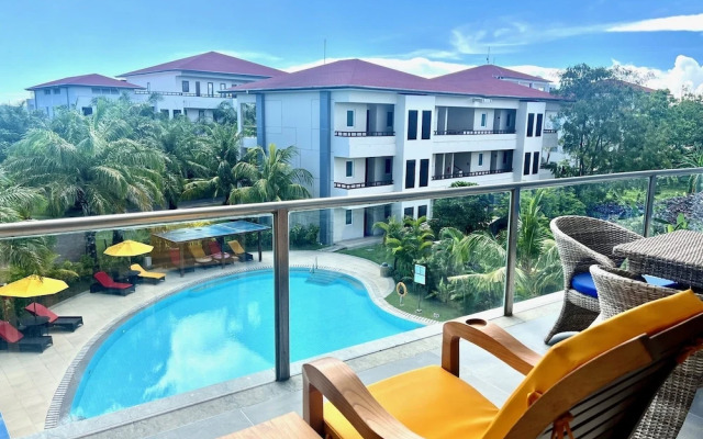 The Bay Sunflower Apartment