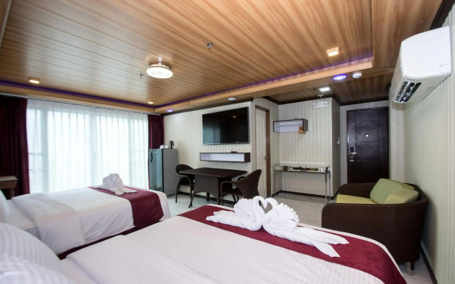 Diamond Water Edge Resort
