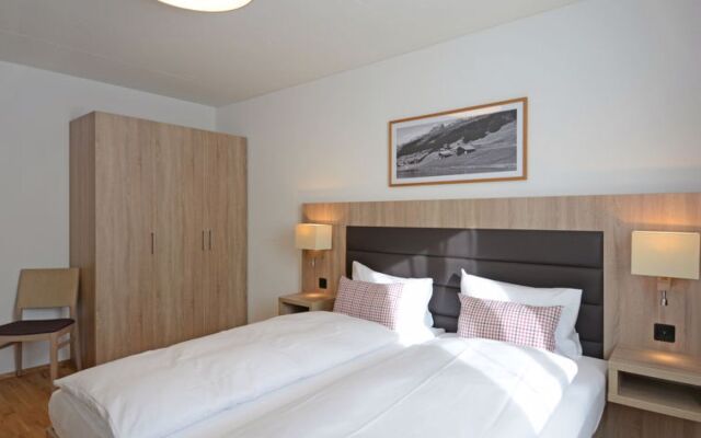 Pradas Resort - 2.5 Zimmer Premium