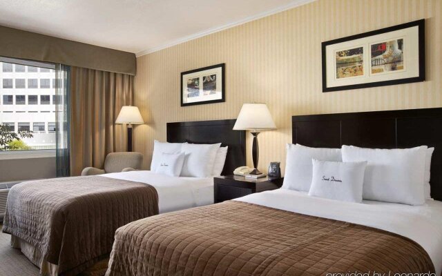 DoubleTree by Hilton LAX - El Segundo