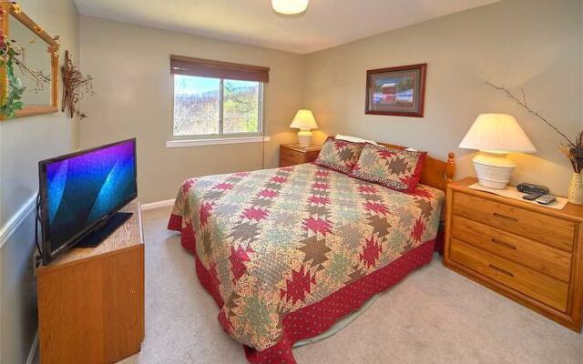 High Chalet 2 Bedroom Home