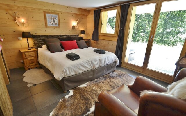 Luxurious Chalet in Le Chinaillon with Sauna