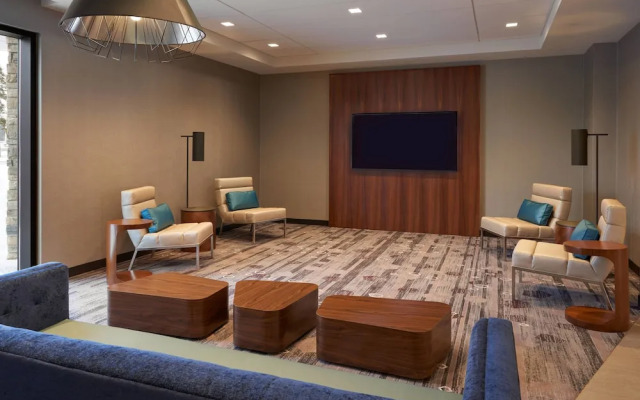 Courtyard by Marriott Oshawa