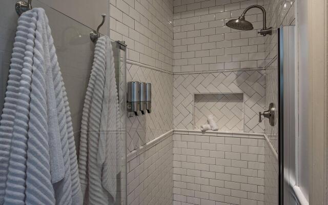 Gibson Mansion Bed and Breakfast