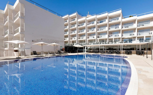 Aparthotel y Hotel Paguera Beach