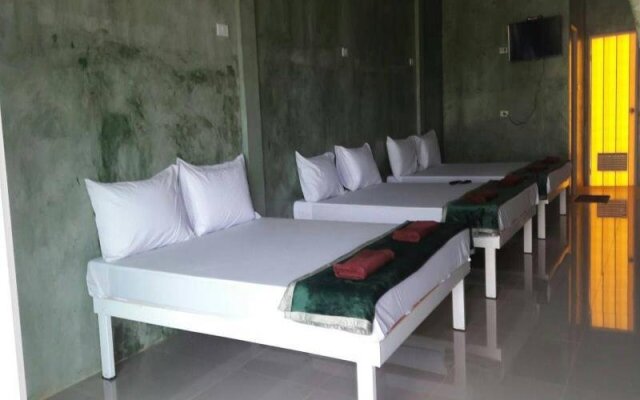 Banson Samed Hotel