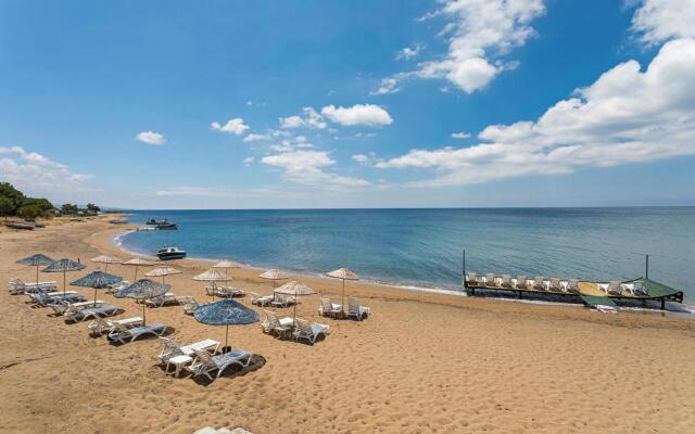 Troas Beach Hotel