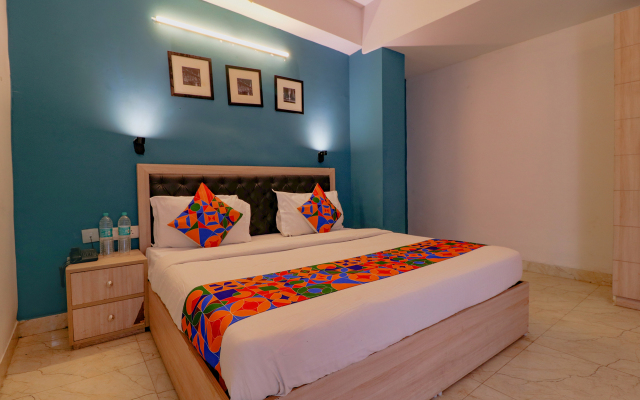 FabHotel Royal Inn