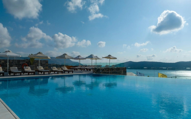 Royal Marmin Bay Boutique & Art Hotel - Adults Only
