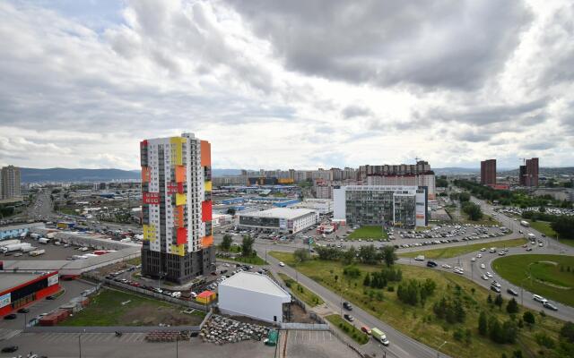 City124 на улице Батурина