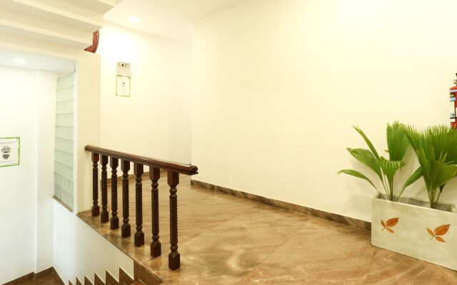 Treebo Grace Inn, 3 Min Walk From Promenade Beach
