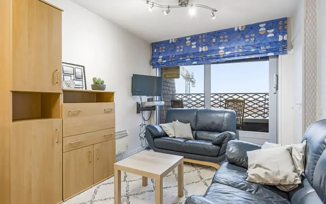 Appealing Apartment With Terrace