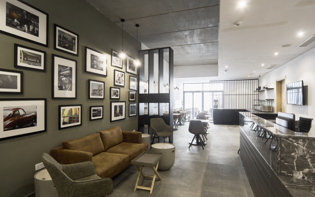 Mr. Todd Hotel