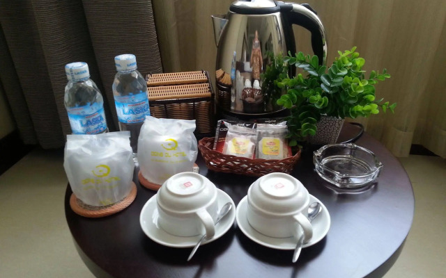 The Noble Swan Central Dong Du Hotel