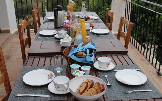 Casa Arts Guest Rooms