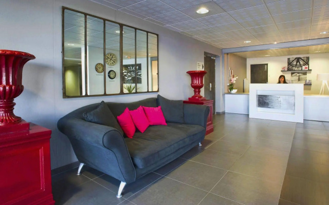 Ténéo Apparthotel Bordeaux Merignac - Aeroport