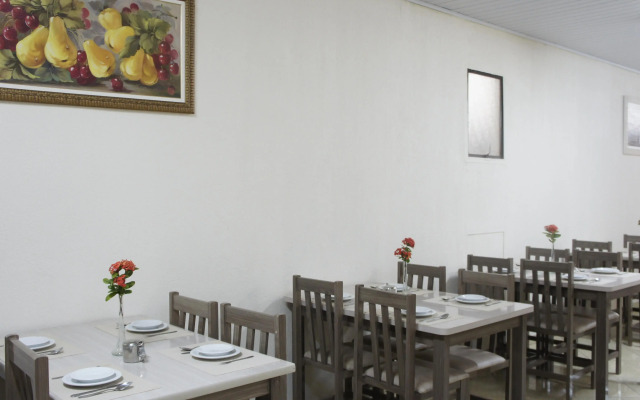 Hotel Três Bandeiras