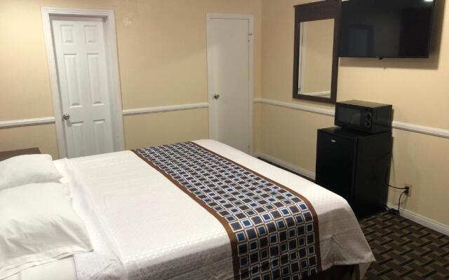 Whittier Travel Inn
