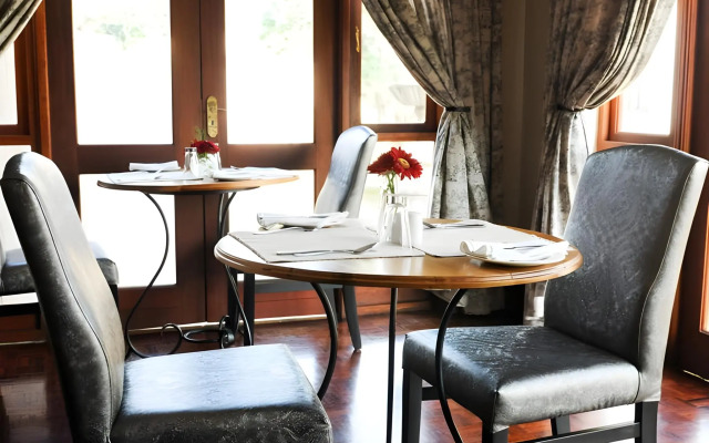 Candlewoods Guesthouse