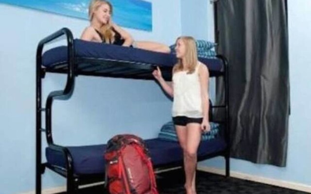 Dazhong Backpackers Hostel