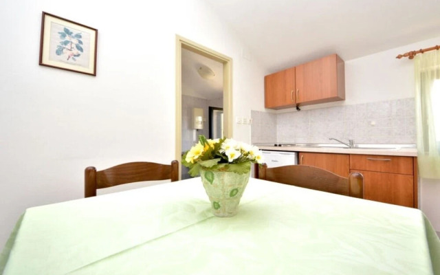 Dome - 150m From sea - A33