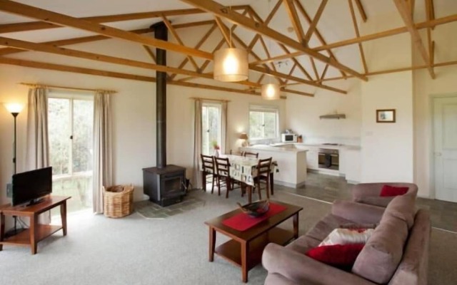 Mystery Bay Cottages