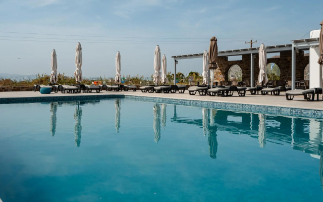 Naxos Rooms Studios Apolafsi