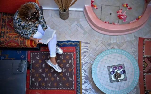 Riad Sardinas & Chili