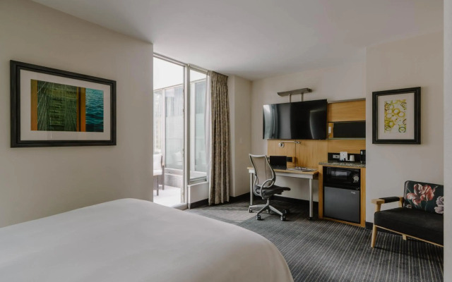 World Center Hotel