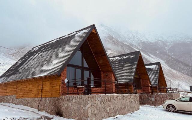 Kera cottages kazbegi