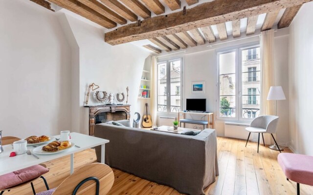 Bright 1-bedroom Flat, 2min From Saint-paul Metro