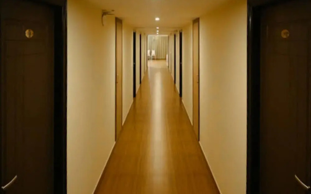 G R B Hotels Aishwarya Grand