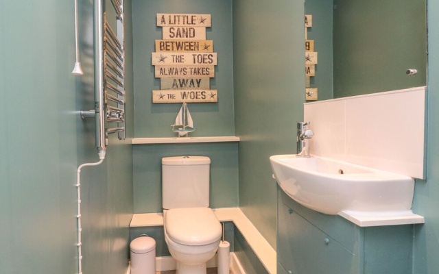 Honeysuckle Cottage