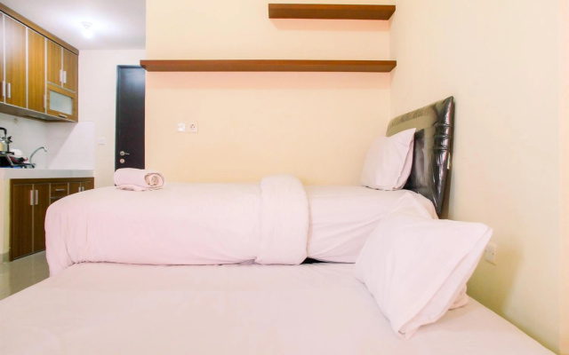 Spacious Studio Room @ Park View Condominium Apartment – Guest Rooms – Depok