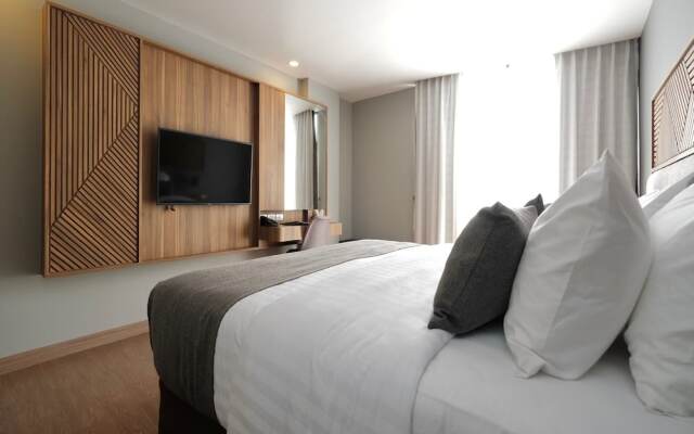 Canalis Suvarnabhumi Airport Hotel
