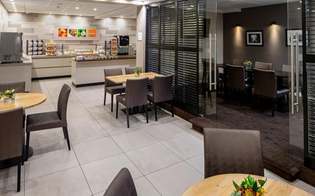 Holiday Inn Express Amsterdam - South, an IHG Hotel