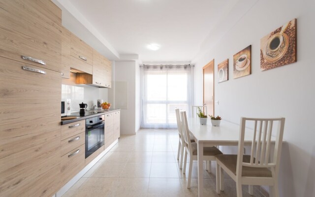 Luxury Flat with private parking
