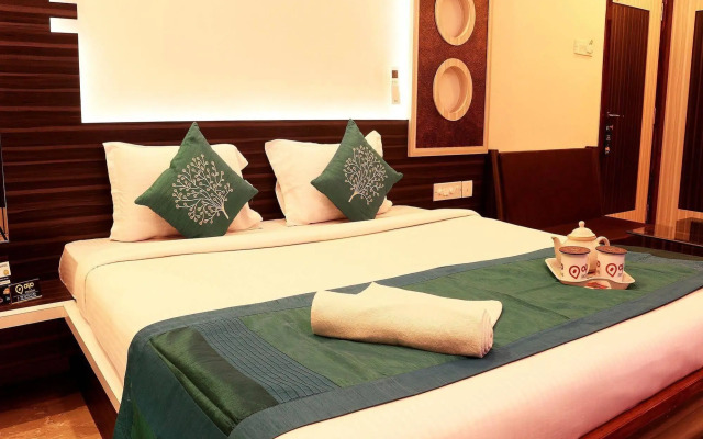 Hotel Narayani Enclave near Acropolis Mall kasba